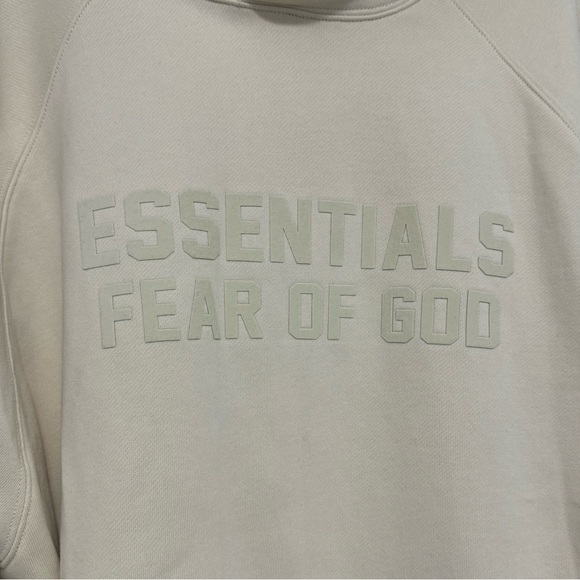 Men’s Essentials Fear of God hoodie - Picture 3 of 3